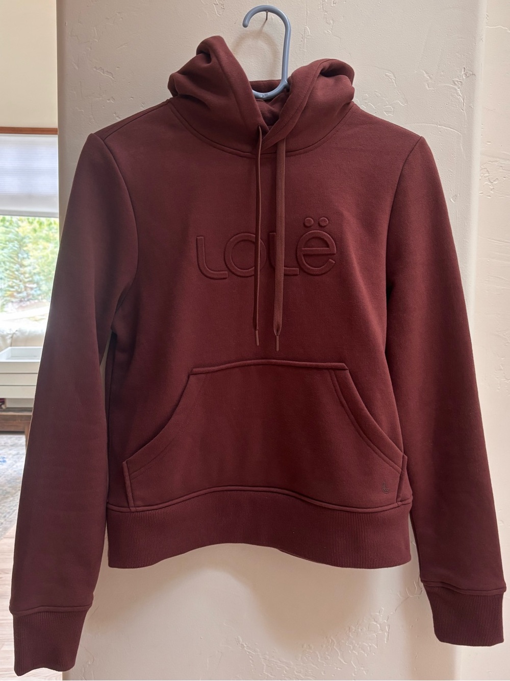 Lole Women's Crewneck Hoodie in Burgundy